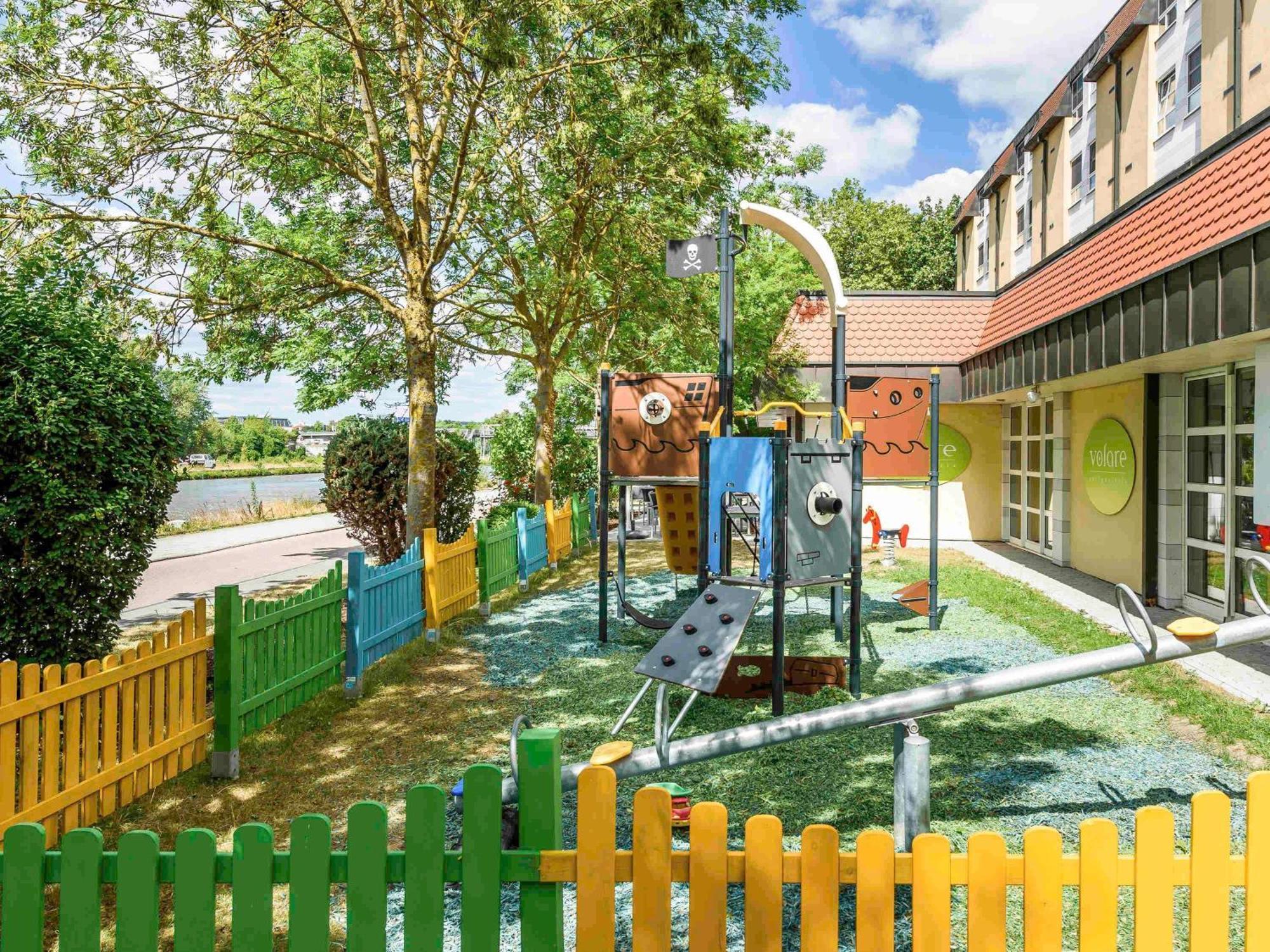 Ibis Styles Regensburg Ξενοδοχείο Εξωτερικό φωτογραφία